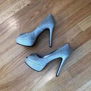 Fioni Sparkling Silver Heels